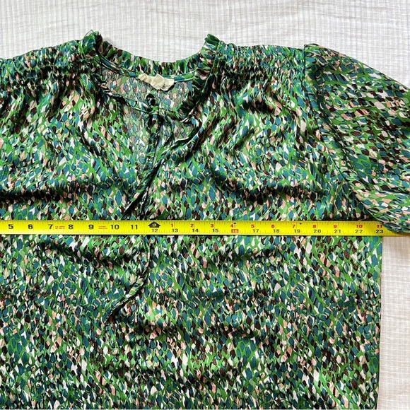 EE:Some Green Watercolor Blouse Short Bell Sleeve Ruffle Neck Women’s Small - Picture 15 of 15